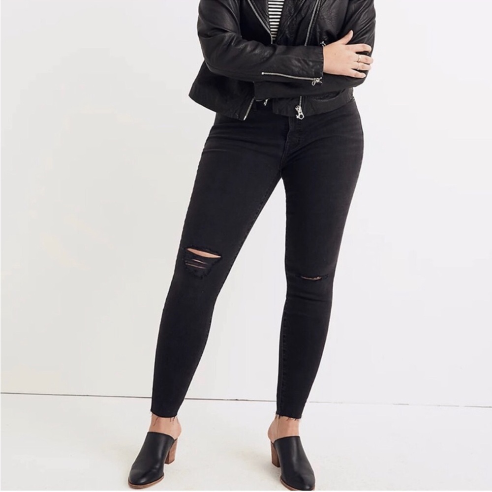 Madewell 9” High Rise Skinny Jeans Size 37T Black Sea Distressed H2360 Rocker
